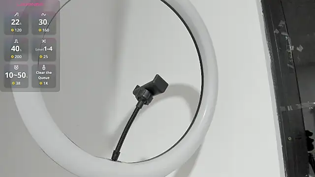 Kylie2211 online show from March 12, 2026, 1:33 am