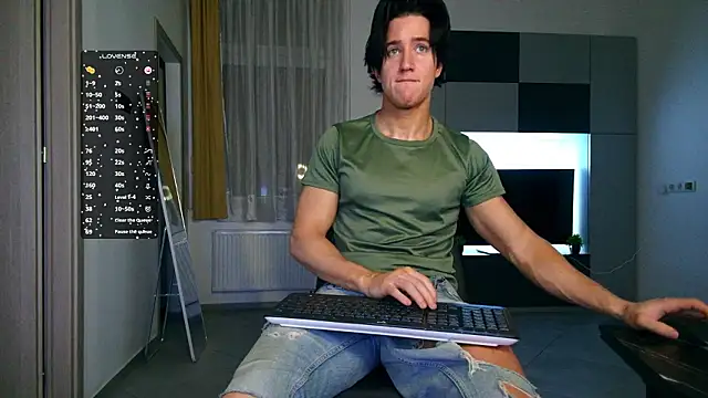 ChristianLevine  online show from March 7, 2026, 4:41 am