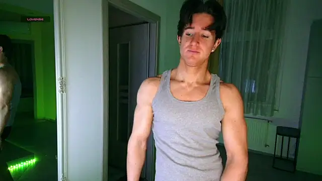 ChristianLevine  online show from April 19, 2026, 6:10 pm