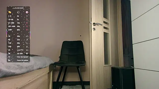 ChristianLevine  online show from February 4, 2026, 6:14 pm