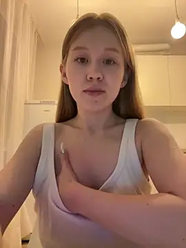 Snapshot of Eva_Weyne chatting on July 23, 2026, 10:28 pm Eva Weyne online show from July 23, 2026, 10:28 pm