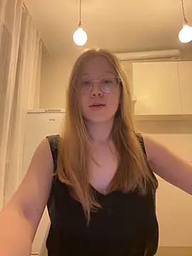 Eva Weyne online show from September 19, 2025, 6:45 pm