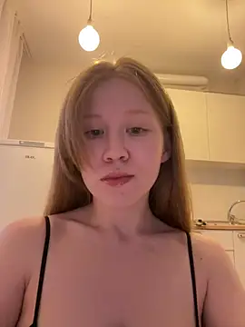 Snapshot of Eva_Weyne chatting on July 11, 2026, 12:22 am Eva Weyne online show from July 11, 2026, 12:22 am