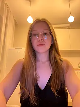 Eva Weyne online show from September 28, 2025, 7:21 pm