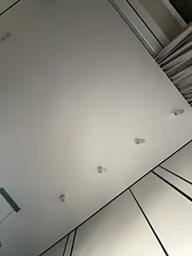 Sweet  Milly online show from February 27, 2026, 5:46 pm