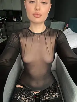 Sweet  Milly online show from February 26, 2025, 2:49 pm