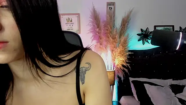 devlin violett online show from February 27, 2025, 5:29 am