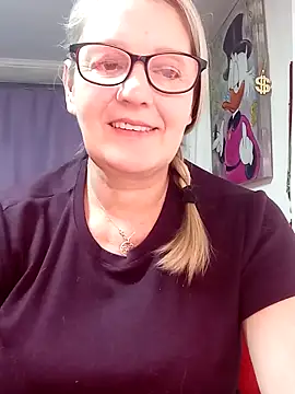 irinamaux online show from March 1, 2026, 6:13 am