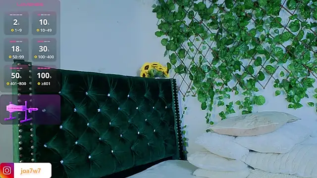 Snapshot of Levii_Ackermann chatting on November 28, 2025, 1:44 pm Levii Ackermann online show from November 28, 2025, 1:44 pm