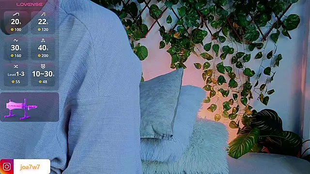 Snapshot of Levii_Ackermann chatting on December 2, 2025, 3:14 pm Levii Ackermann online show from December 2, 2025, 3:14 pm