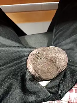 Snapshot of mr_slim_body chatting on January 6, 2026, 12:20 pm mr slim body online show from January 6, 2026, 12:20 pm