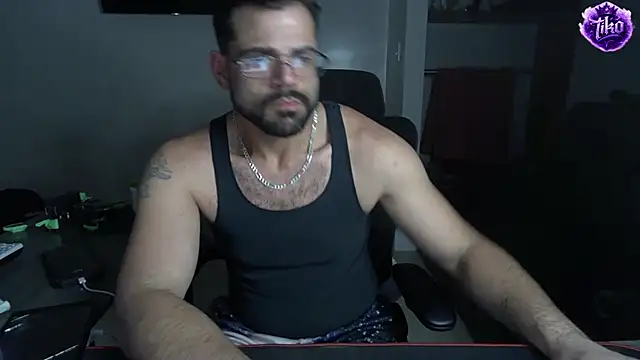 Zander823 online show from March 31, 2026, 3:30 am