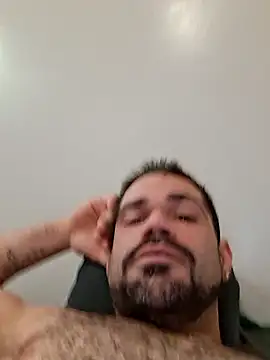 Zander823 online show from February 12, 2026, 11:26 pm