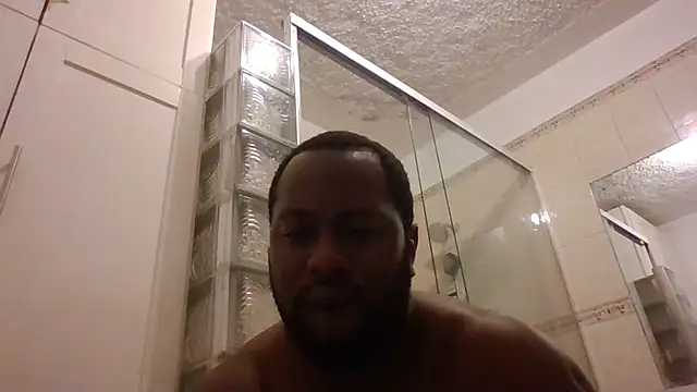 Snapshot of Bighood_T chatting on March 7, 2026, 6:20 am Bighood T online show from March 7, 2026, 6:20 am