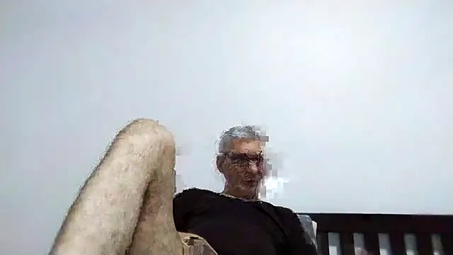 BIGUNCUTHARDCOCK online show from March 6, 2026, 1:39 pm