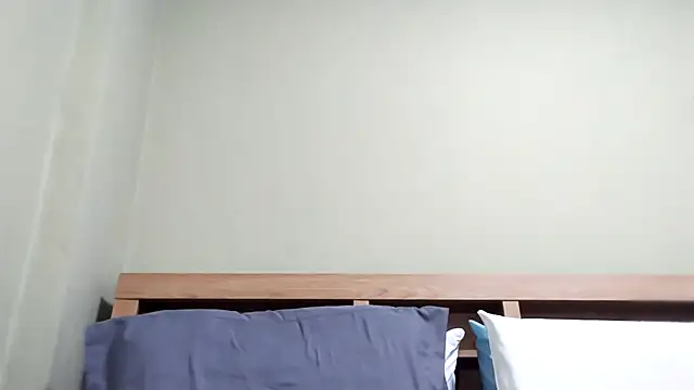 Snapshot of BIGUNCUTHARDCOCK chatting on November 22, 2025, 1:37 am BIGUNCUTHARDCOCK online show from November 22, 2025, 1:37 am