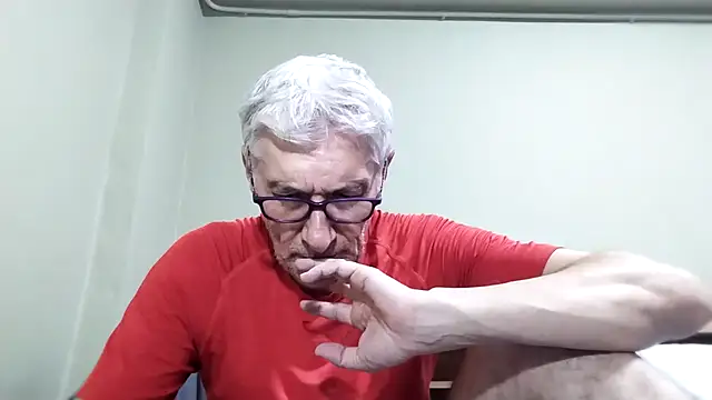 Snapshot of BIGUNCUTHARDCOCK chatting on November 14, 2025, 12:42 pm BIGUNCUTHARDCOCK online show from November 14, 2025, 12:42 pm