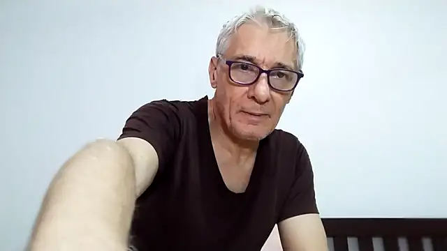 BIGUNCUTHARDCOCK online show from February 12, 2026, 2:11 am