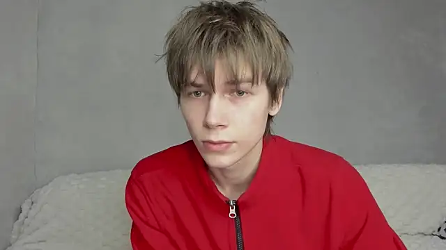 Makentoshi  online show from December 21, 2025, 8:27 am