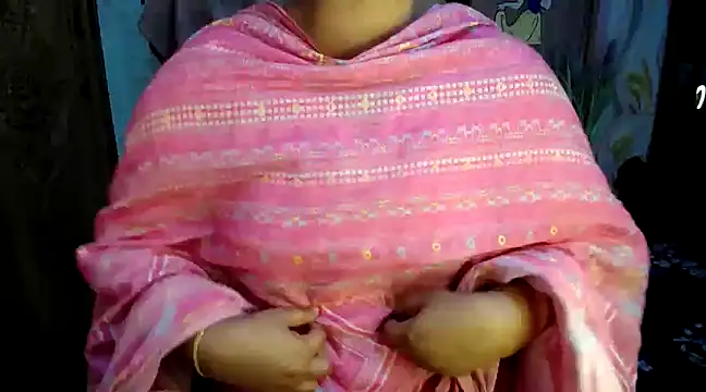 Snapshot of SohanaSabaSexy chatting on March 16, 2025, 5:17 pm SohanaSabaSexy online show from March 16, 2025, 5:17 pm