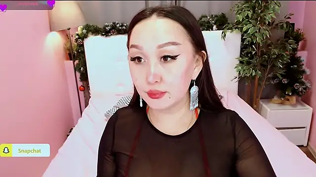 Snapshot of Julianna_Jami chatting on January 5, 2025, 9:14 pm Julianna Jami online show from January 5, 2025, 9:14 pm