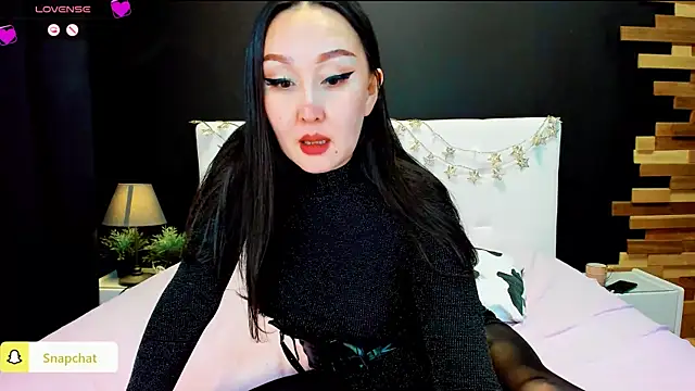 Snapshot of Julianna_Jami chatting on December 1, 2024, 7:41 pm Julianna Jami online show from December 1, 2024, 7:41 pm