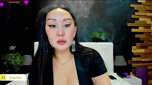 Snapshot of Julianna_Jami chatting on September 21, 2025, 1:27 pm Julianna Jami online show from September 21, 2025, 1:27 pm