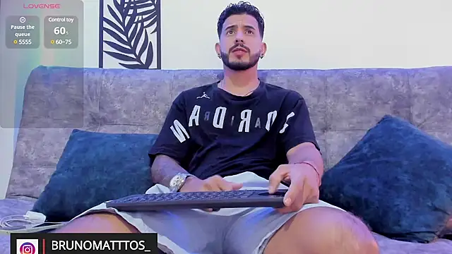 Snapshot of Bruno_Mattos chatting on February 17, 2025, 11:22 pm Bruno Mattos online show from February 17, 2025, 11:22 pm