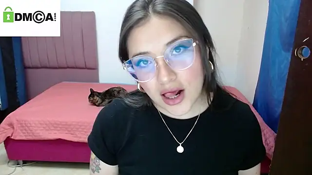 phoenixxxx777 online show from March 30, 2026, 5:03 pm