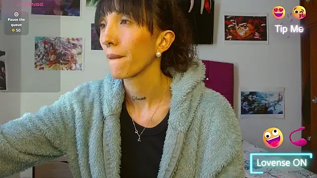 Sakura and yuki online show from October 19, 2025, 5:26 pm