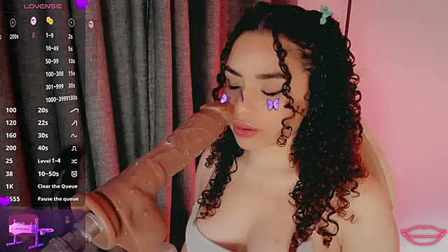 Queen Deepthroat online show from September 12, 2025, 11:48 pm