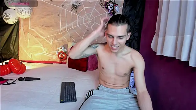  Tattoo Couple online show from October 31, 2025, 12:46 pm