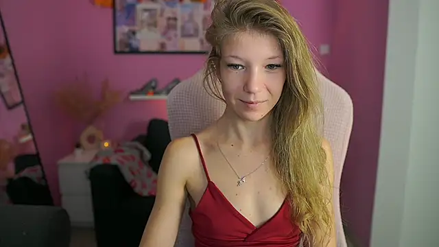 Snapshot of missicute chatting on November 24, 2025, 7:36 pm missicute online show from November 24, 2025, 7:36 pm