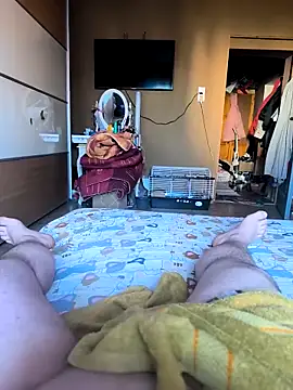 Yolinga205 online show from February 18, 2026, 8:22 am