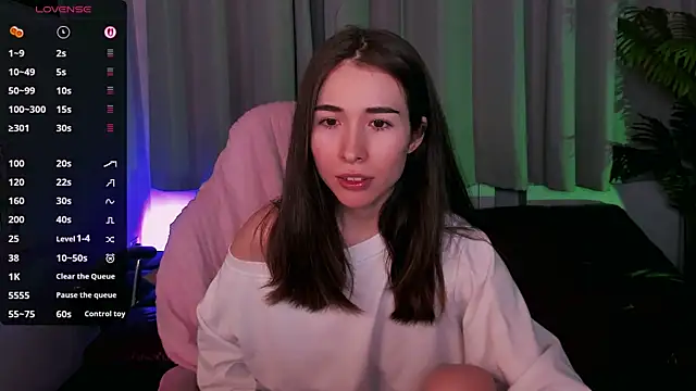 ashleyro1 online show from December 5, 2025, 1:21 pm