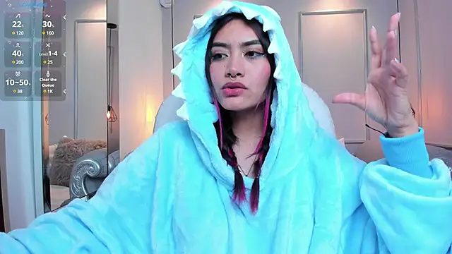 Snapshot of AzuraKindong chatting on March 11, 2025, 1:26 am AzuraKindong online show from March 11, 2025, 1:26 am