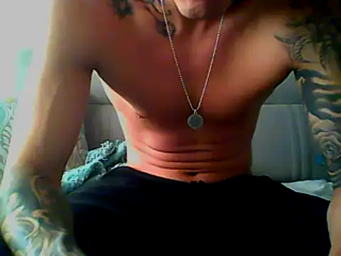 Snapshot of Skater29xx2 chatting on March 4, 2025, 3:26 pm Skater29xx2 online show from March 4, 2025, 3:26 pm