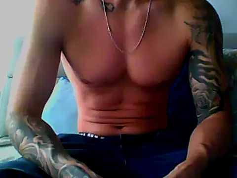 Snapshot of Skater29xx2 chatting on March 10, 2025, 2:16 pm Skater29xx2 online show from March 10, 2025, 2:16 pm