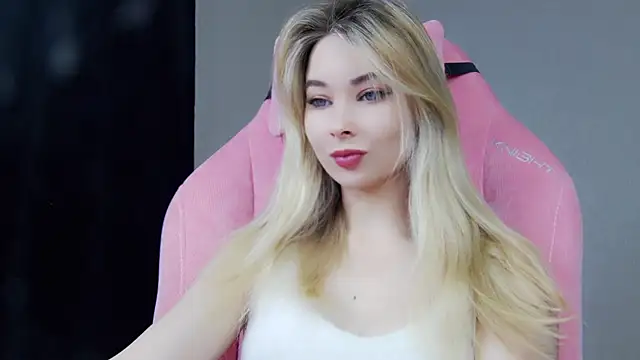 Snapshot of Haters__ chatting on December 23, 2025, 7:18 am Haters online show from December 23, 2025, 7:18 am