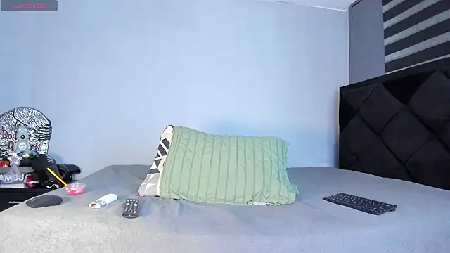 Dancelwashington online show from March 17, 2026, 1:30 am