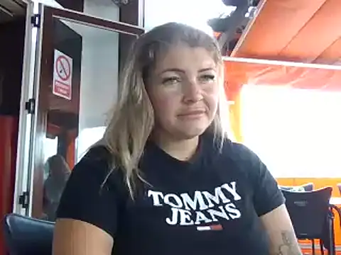 Snapshot of GabyHofstede chatting on March 19, 2025, 2:57 pm GabyHofstede online show from March 19, 2025, 2:57 pm