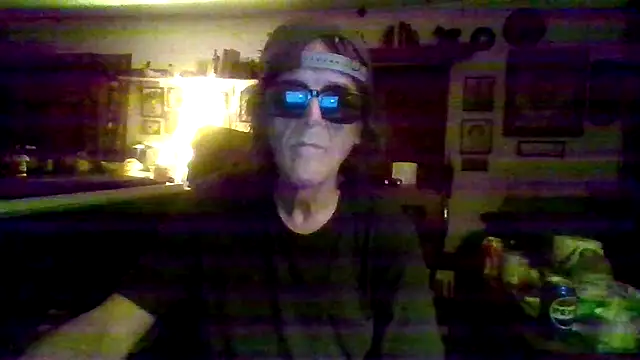 22Sub22 online show from June 25, 2026, 5:34 am