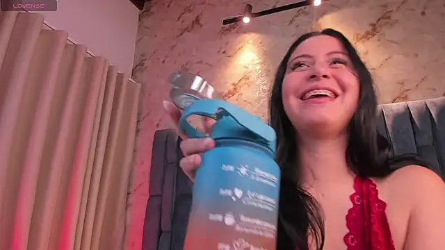 Arii Vga online show from November 4, 2025, 4:38 am