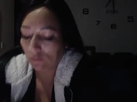 Snapshot of Laura_martin_ chatting on March 12, 2025, 12:31 am Laura martin online show from March 12, 2025, 12:31 am
