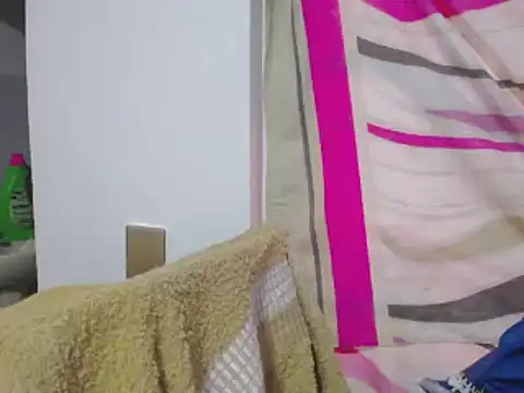 Snapshot of Stepmom_slut_50 chatting on March 13, 2025, 5:07 pm Stepmom slut 50 online show from March 13, 2025, 5:07 pm