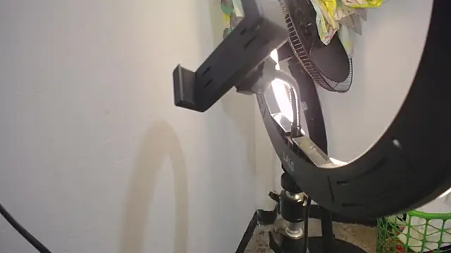 Snapshot of Stepmom_slut_50 chatting on January 23, 2025, 10:33 pm Stepmom slut 50 online show from January 23, 2025, 10:33 pm