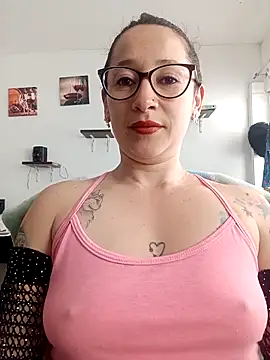 emilypoppy3 online show from February 26, 2026, 7:03 pm