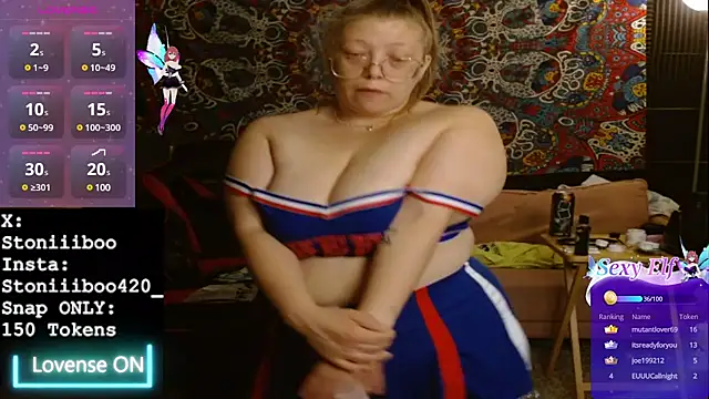 Snapshot of Stoniiiboo chatting on February 20, 2025, 4:25 pm Stoniiiboo online show from February 20, 2025, 4:25 pm