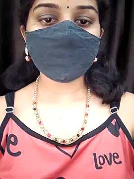 Snapshot of Angleannie chatting on February 21, 2026, 6:21 pm Angleannie online show from February 21, 2026, 6:21 pm