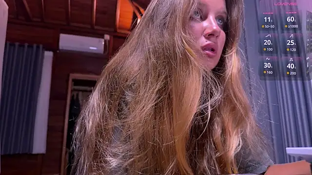 Femdom Lola online show from June 3, 2026, 12:28 pm